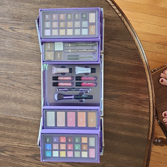 Ulta Makeup Beauty Box - Picture 7 of 7